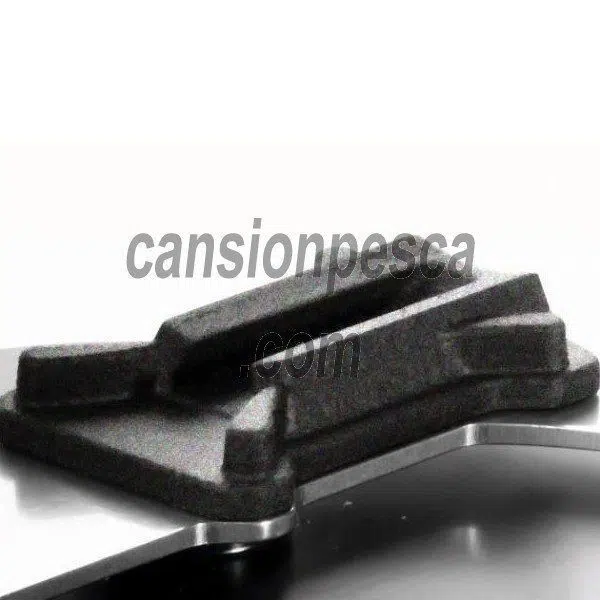 Alternative view of carrete cressi R30