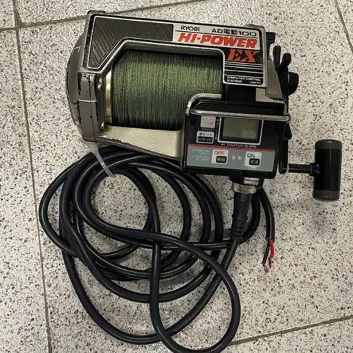 carrete-electrico-ryobi-ex-ad-100-02