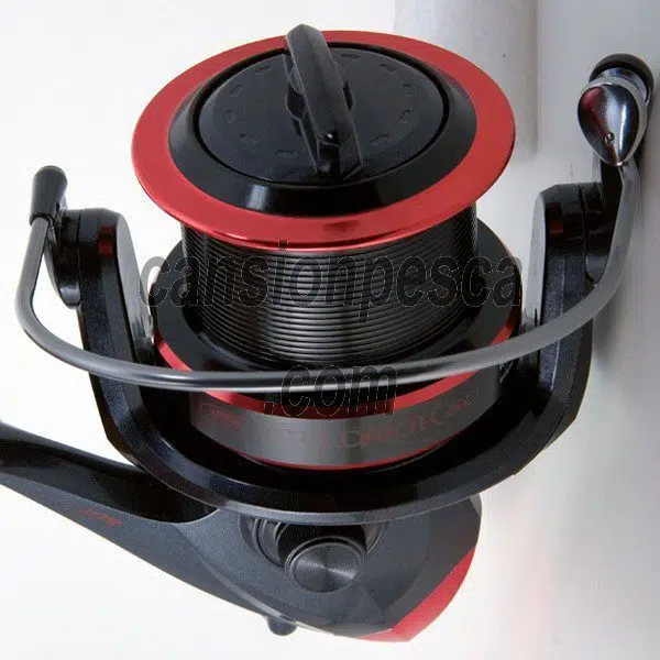 Alternative view of carrete linea effe predator 80