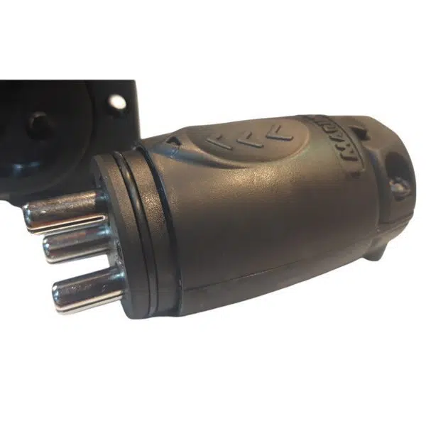 Alternative view of enchufe marinco 70A connectpro trolling motor & receptacle